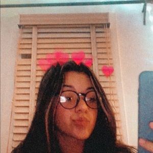 Meet your Posher, Allison